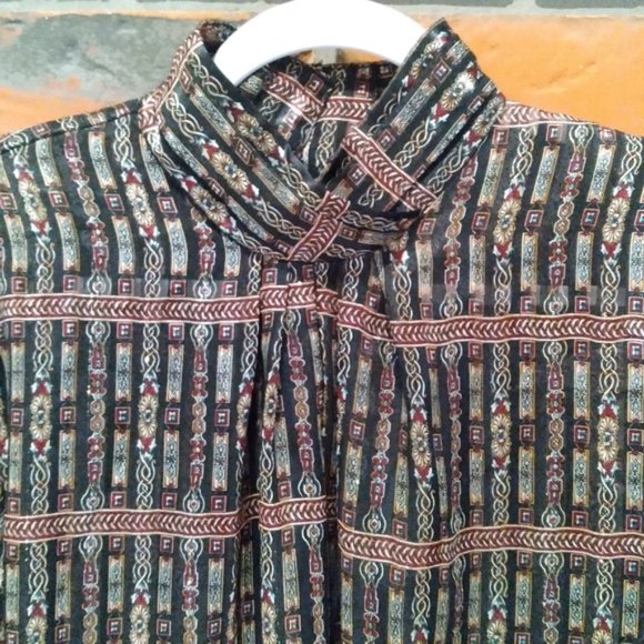 Club Monaco Lined Round Neckline Womens Top Grey Size Small - Picture 2 of 7